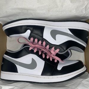 Jordan 1 Low Black White Grey